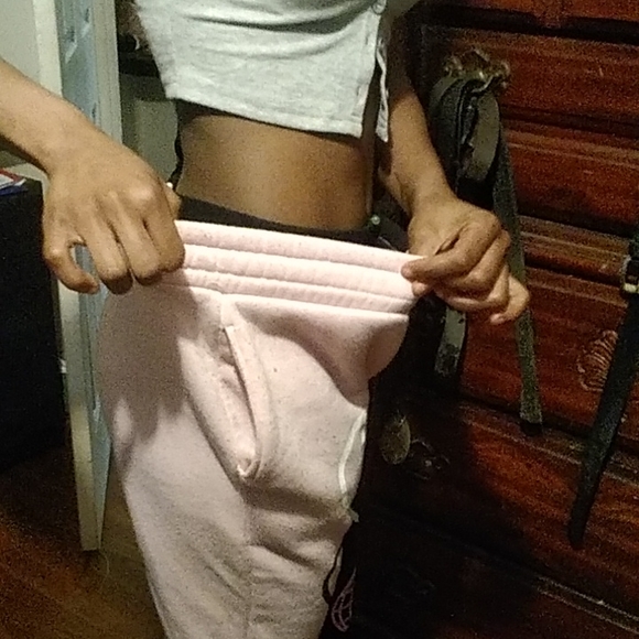 Half pink half black pants with butterflys - Picture 3 of 4